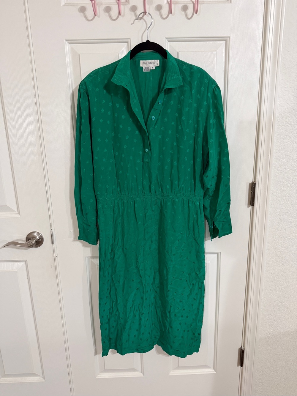 Vintage 80s Silk Studio 8 Emerald Green 100% Silk Jacquard Midi Shirt Dress